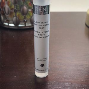 REN Other - REN flash defence anti pollution mist REN Other - REN flash defence anti pollution mist